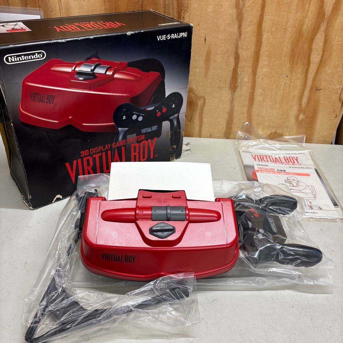 Nintendo バーチャルボーイ VUE-001